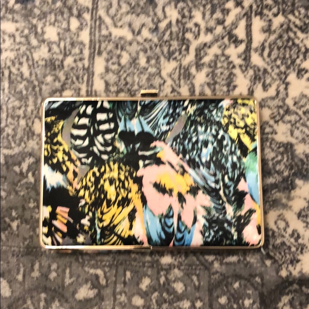 Tropical clutch